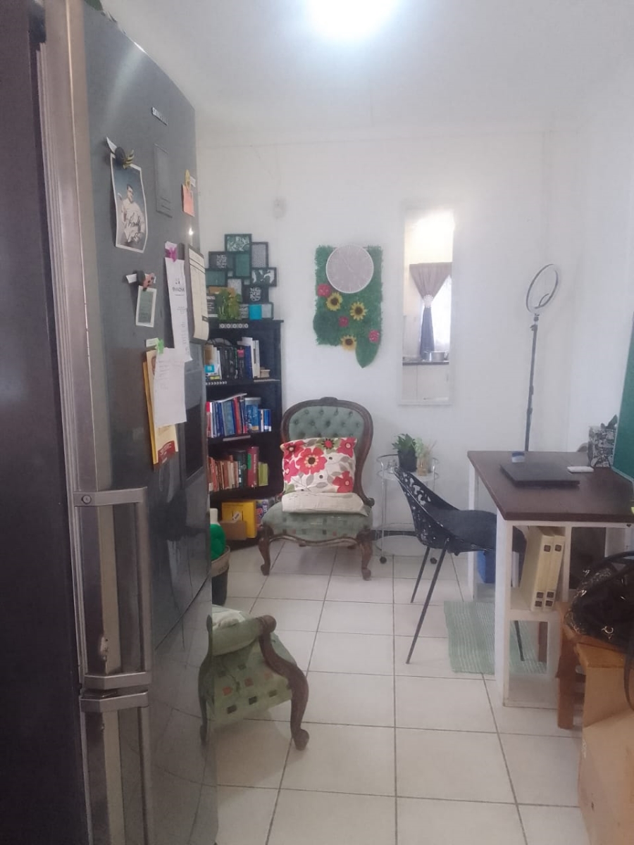 To Let 1 Bedroom Property for Rent in Beacon Bay Eastern Cape